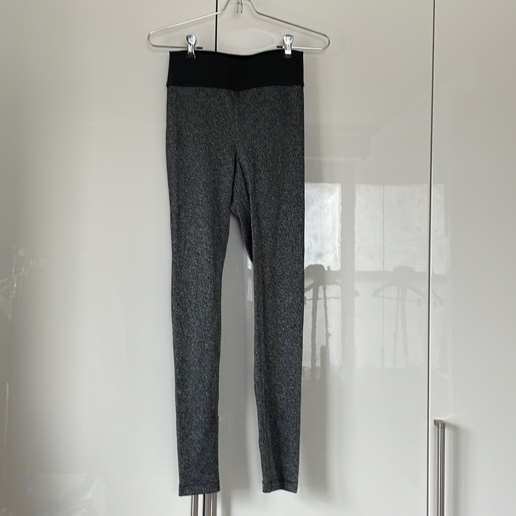 Koral Leggings Color Silver/ Black Size- Small Nwot